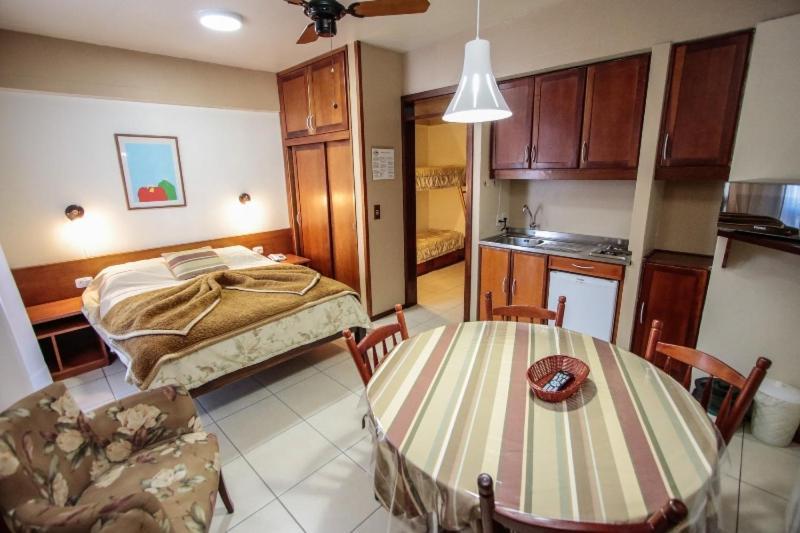 Flat No Residencial Pousada Serrano Centro Gramado Buitenkant foto